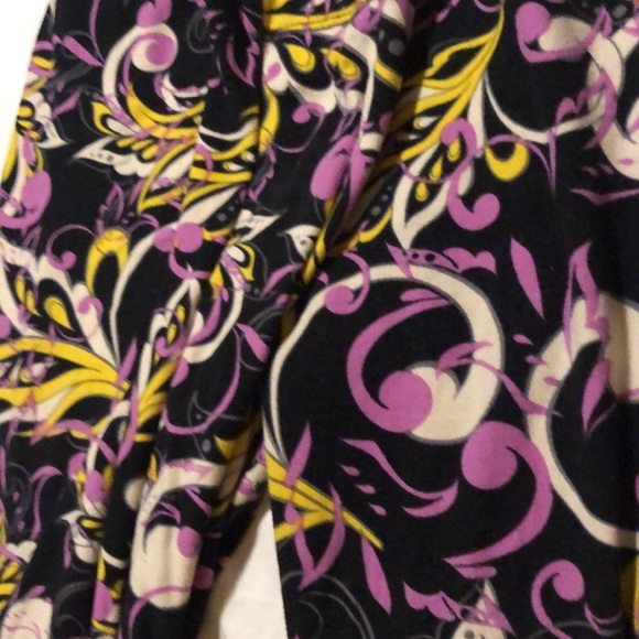 Colorful Soft Leggings - Picture 2 of 3